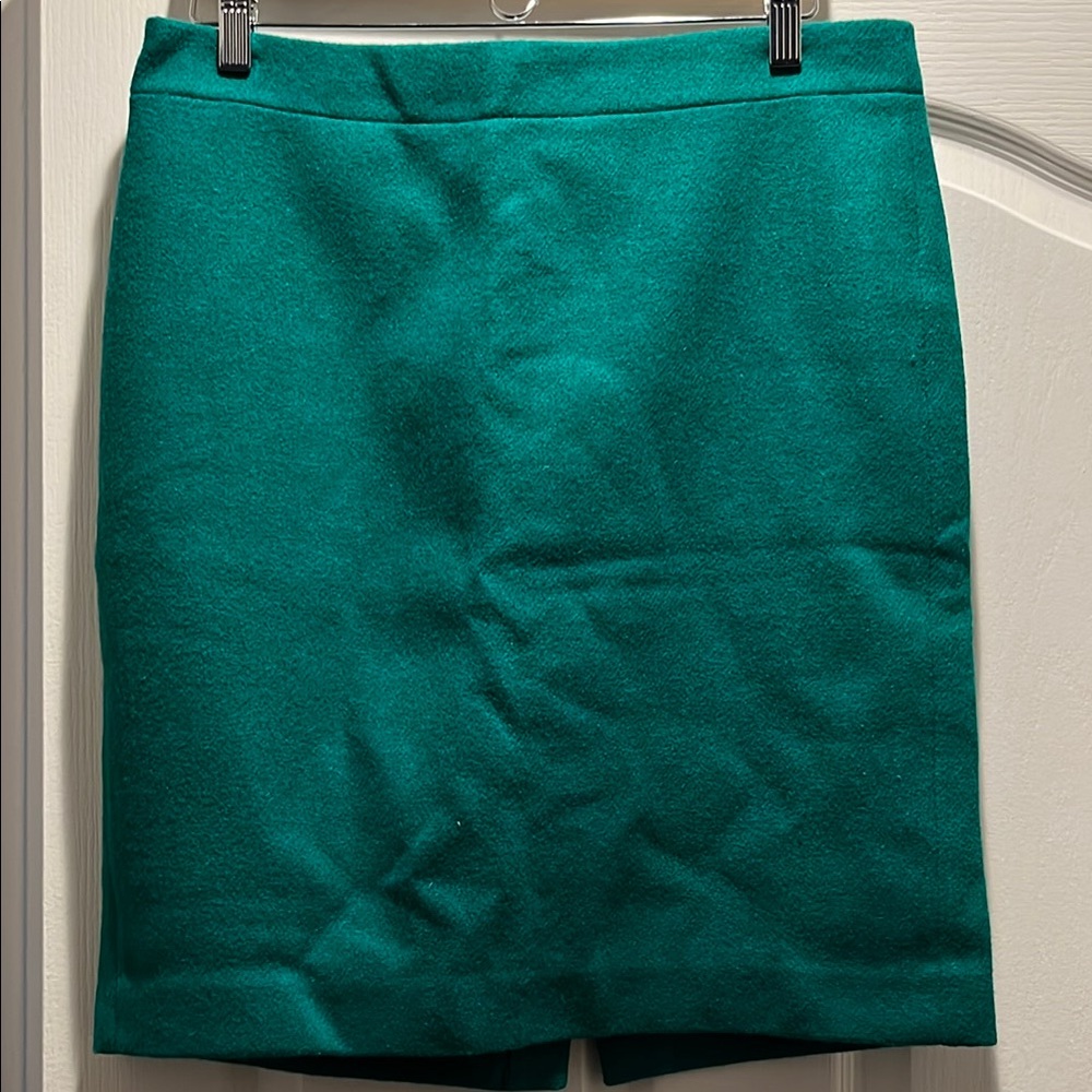Elegant Green Women's Wool Pencil Skirt